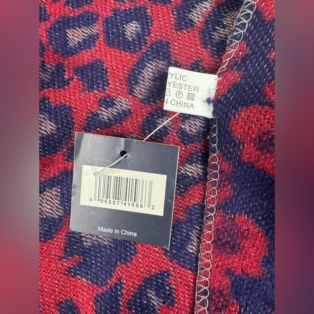 NWT Victoria Leland Animal Pattern Shoulder Throw Wrap Scarf - Picture 3 of 9